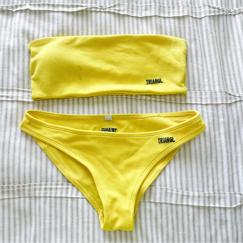 Triangle bikini set